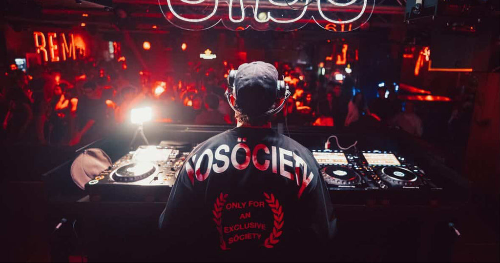 NOSÖCIETY Black Longsleeve — Camiseta de Manga Larga 100% Algodón