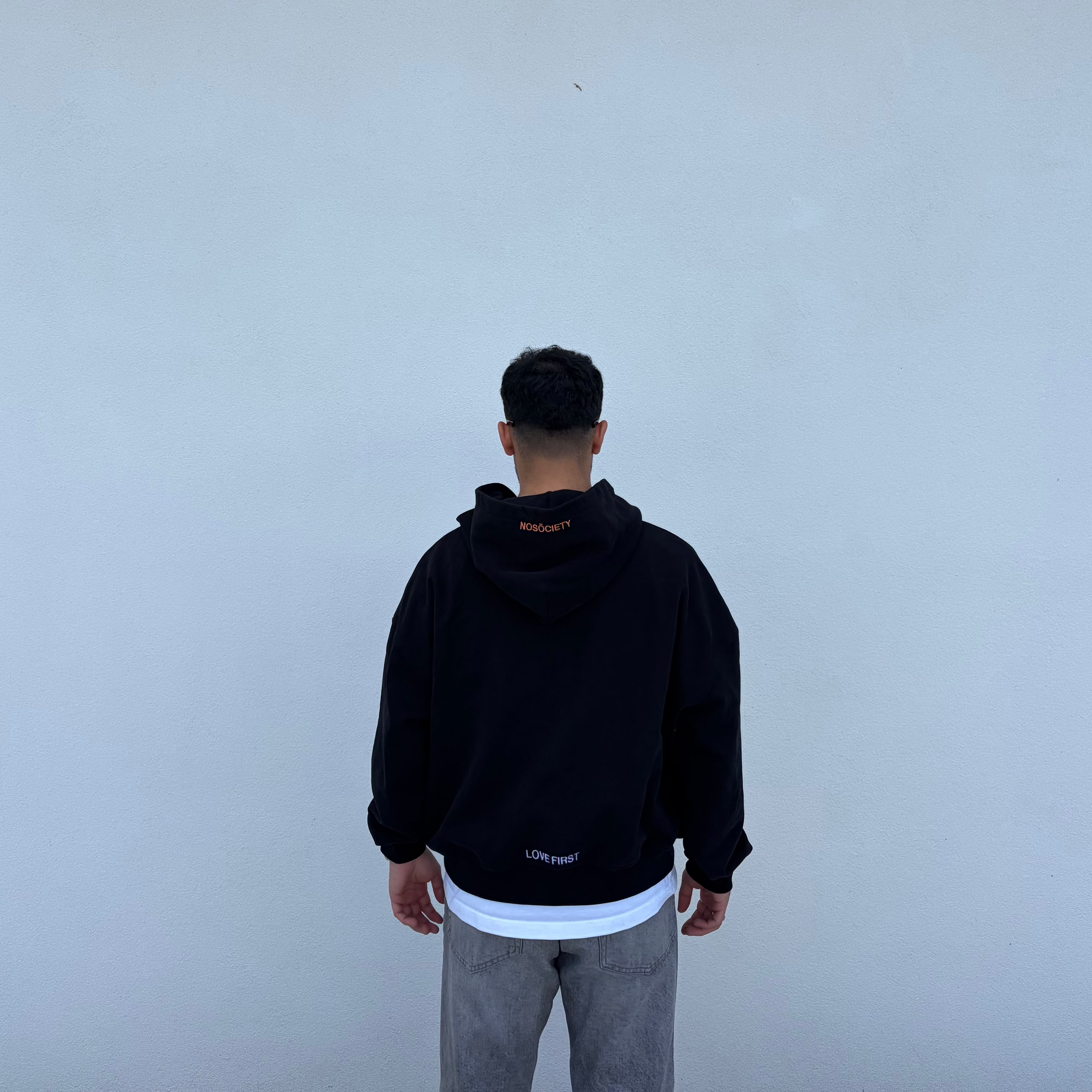 NOSÖCIETY Black Zipper — Sudadera Cropped con Doble Cremallera