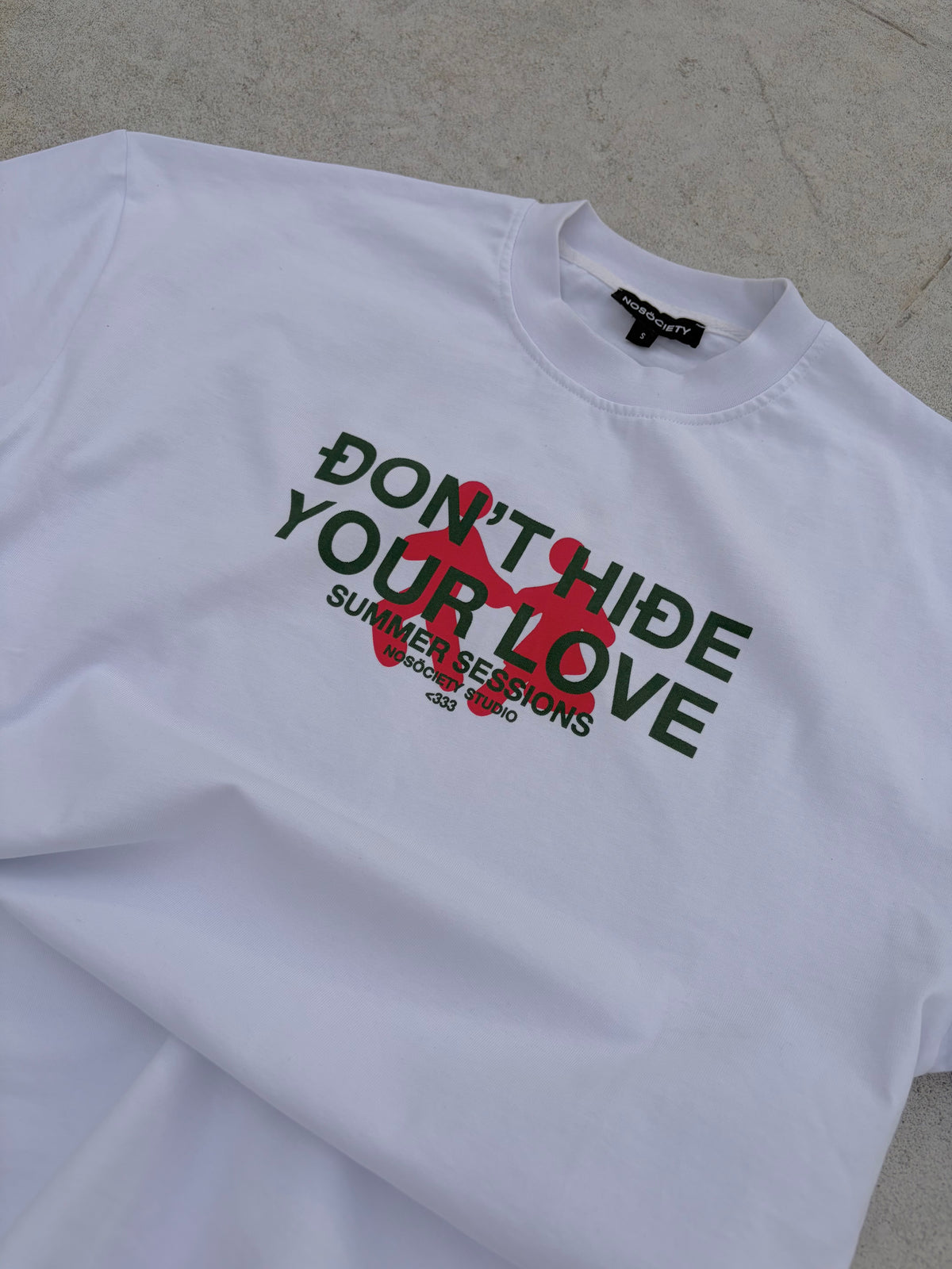 NOSÖCIETY Don't Hide Your Love Tee